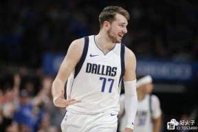 关于凯恩重返赛场，败北首场状态出色，独行侠观众沸腾！比赛高潮迭起的信息